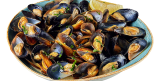 Fisherman`s style mussels